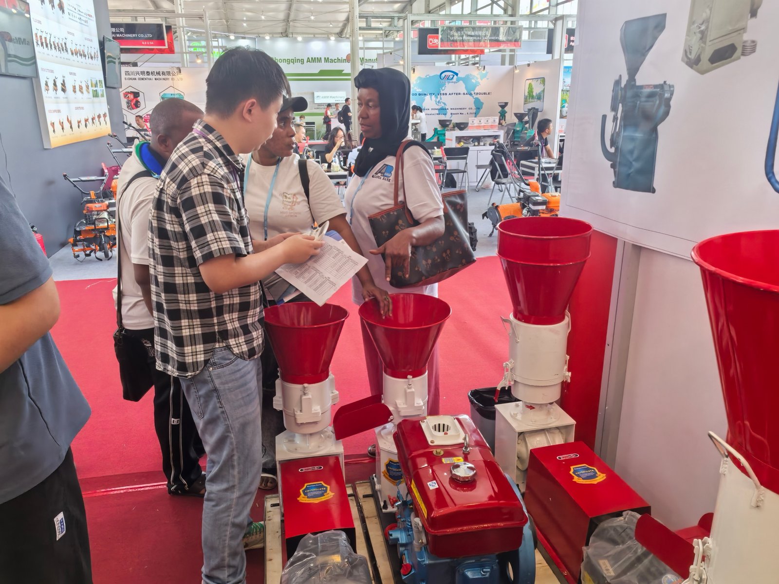 MAIKONG manufacturing facility showing quality control processes and advanced production equipment