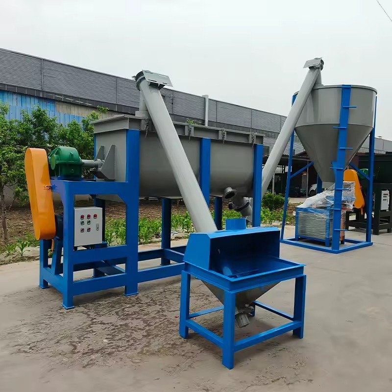 How to Choose the Right Feed Pellet Production Line for Your Farm 9 MAIKONG manufacturing facility showing feed pellet production line assembly